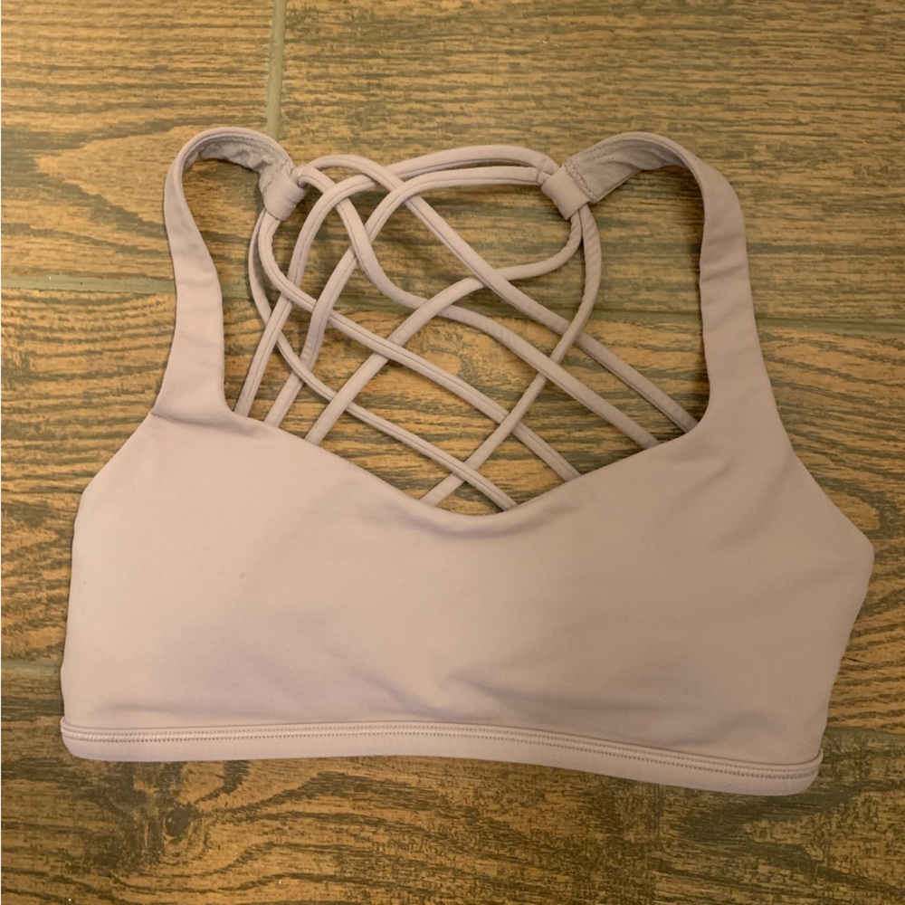 Lululemon free to be bra size 4